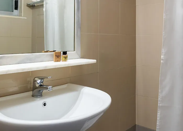 ξενοδοχειο γαλαξίας 3* Rhodes City